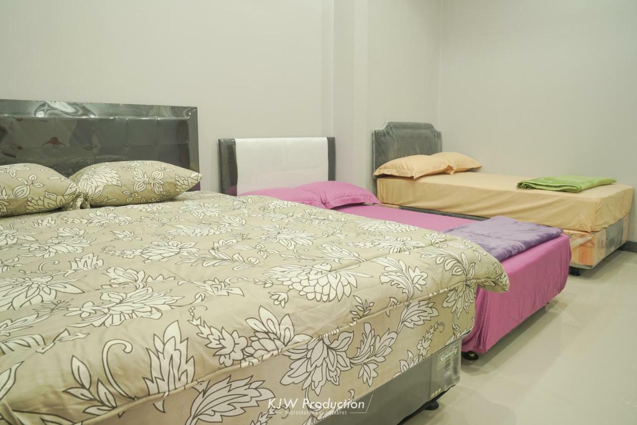 M Stay Guest House Jogja ยอกยาการ์ตา ภายนอก รูปภาพ